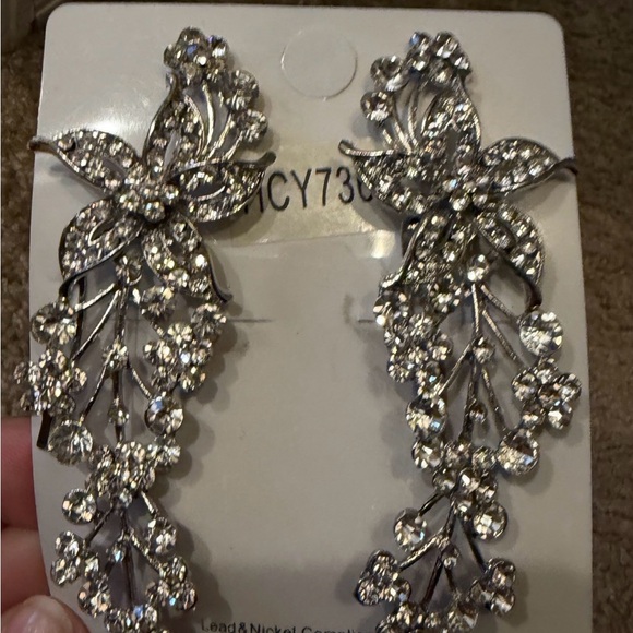 Sophia Collection Accessories - Silver Floral Crystal Hair Pins